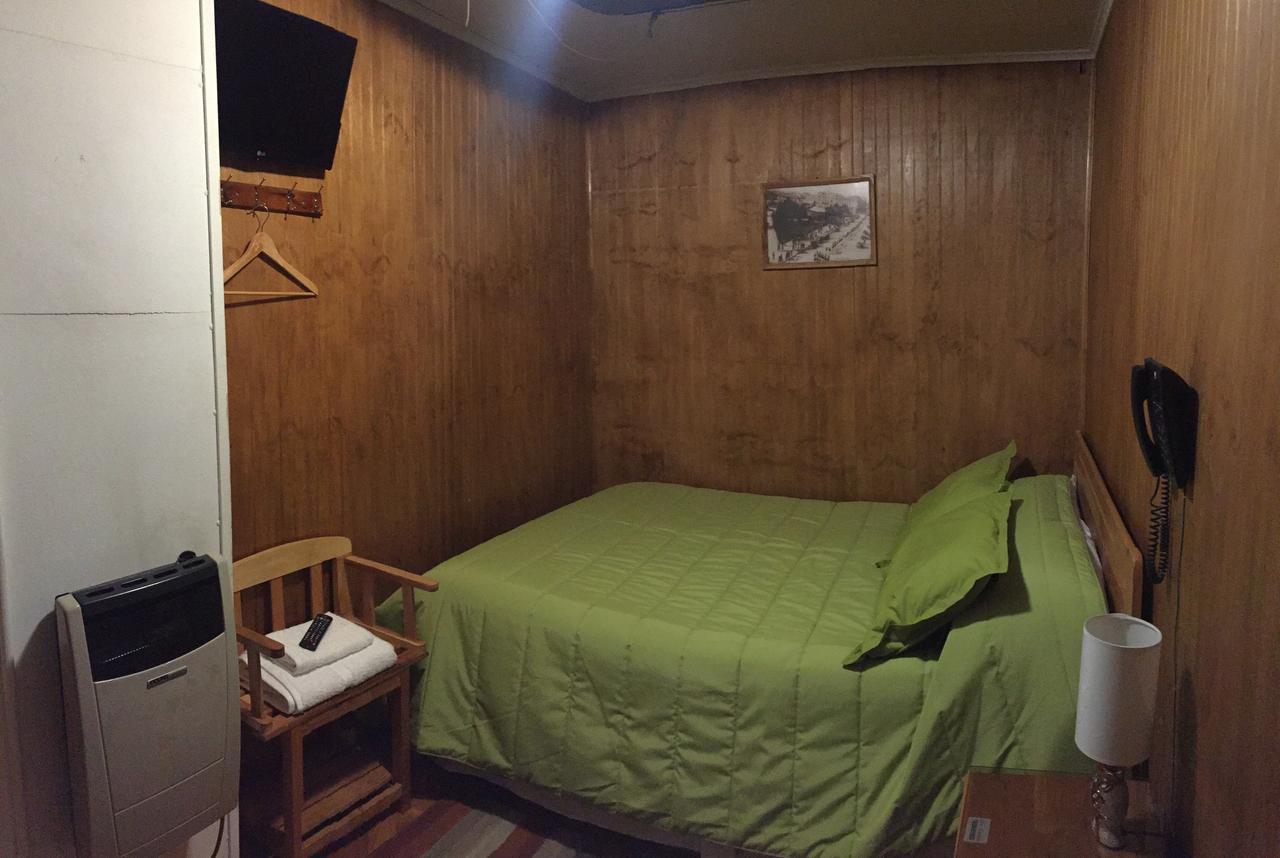 Hostal Chalet Las Violetas Punta Arenas Exterior photo