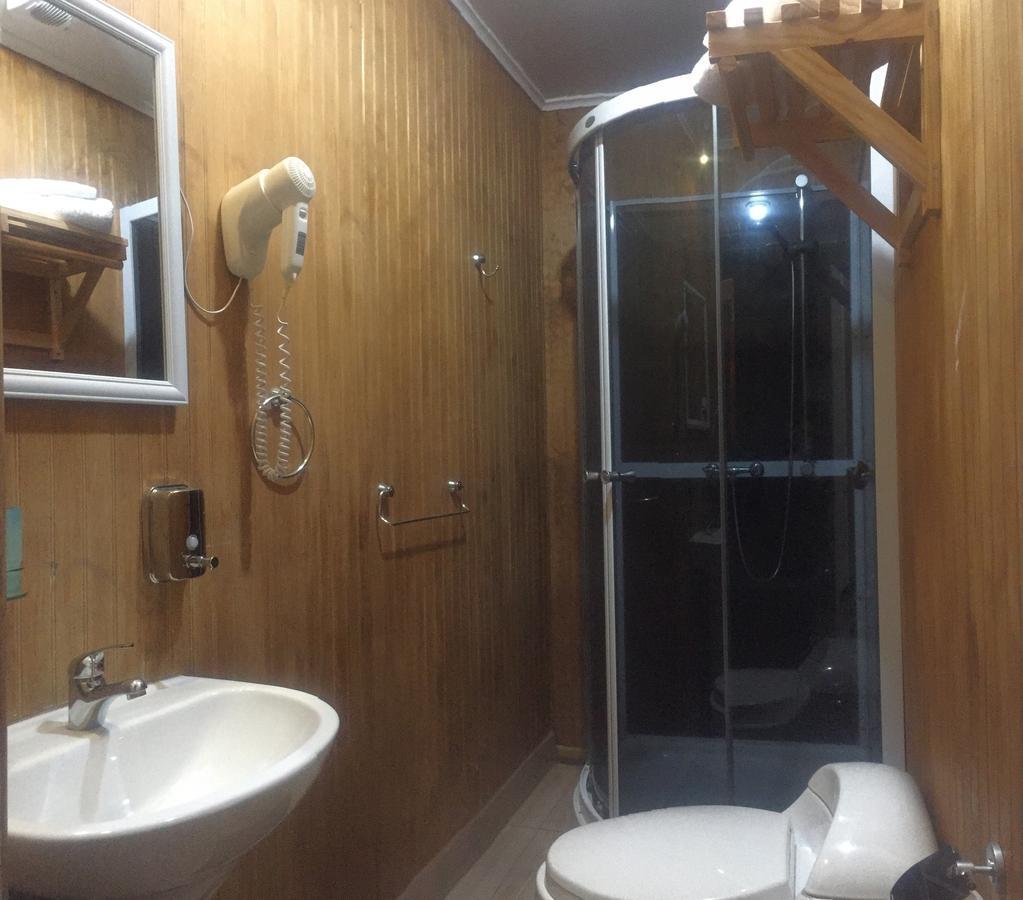 Hostal Chalet Las Violetas Punta Arenas Exterior photo