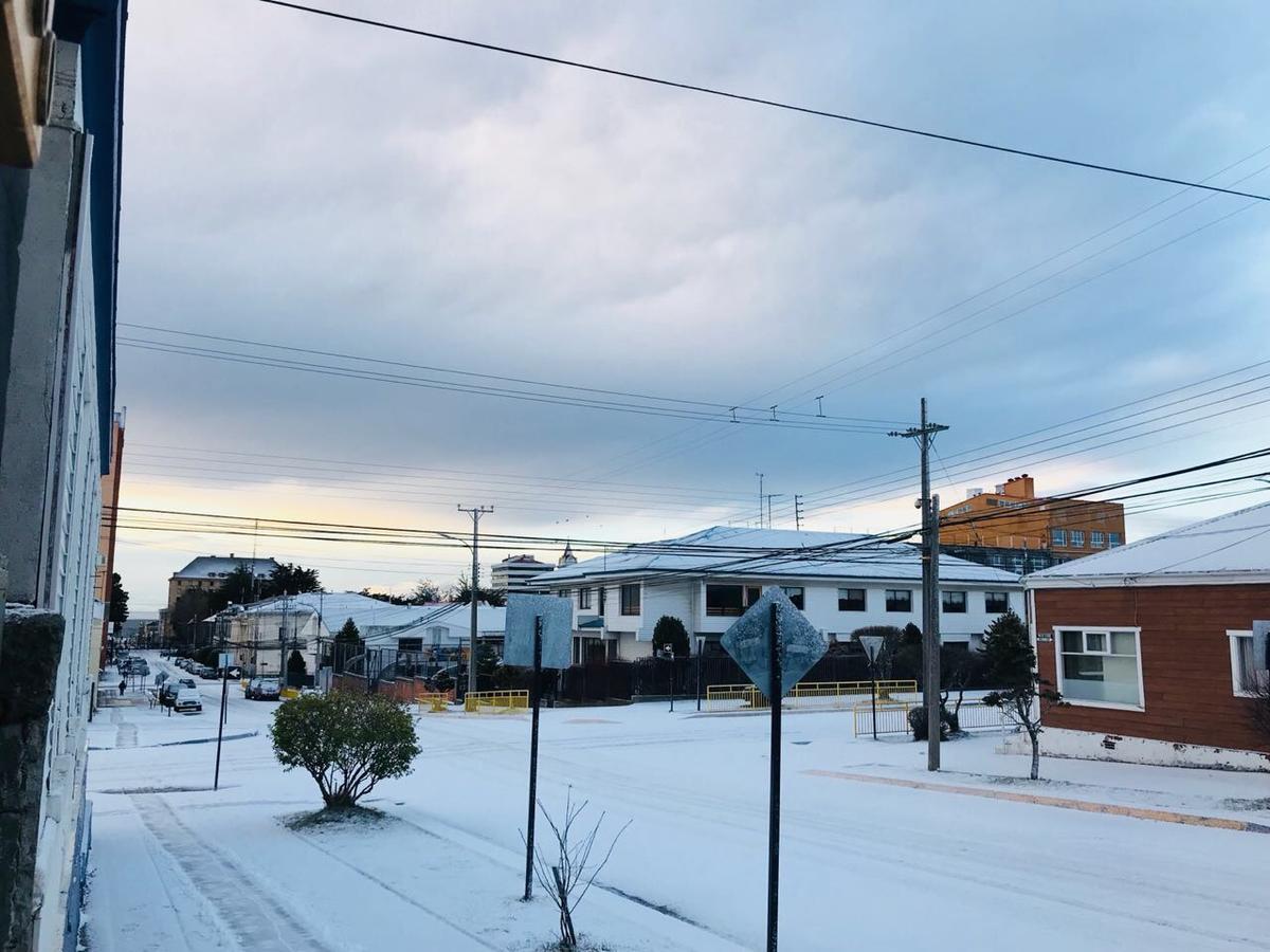 Hostal Chalet Las Violetas Punta Arenas Exterior photo