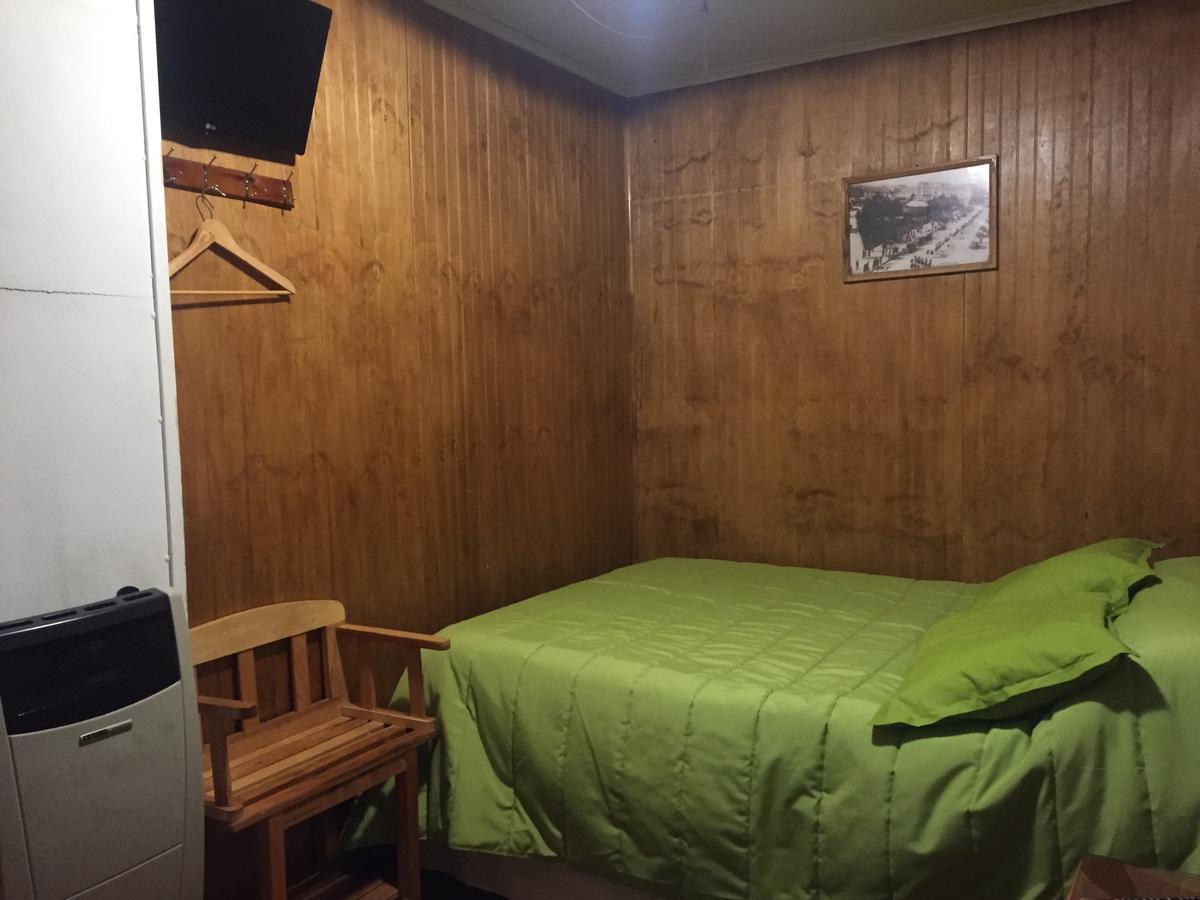 Hostal Chalet Las Violetas Punta Arenas Exterior photo